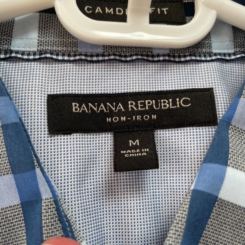 Button Up - Picture 4 of 5